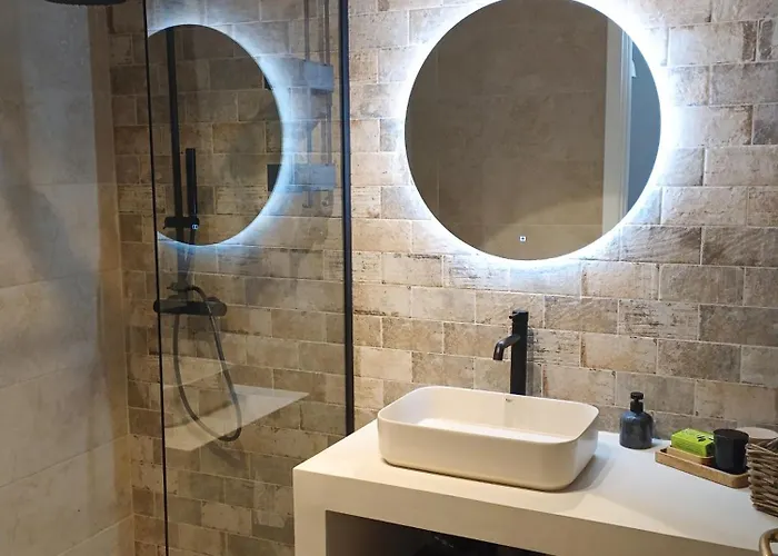 Eleven - Private With A Breathtaking View